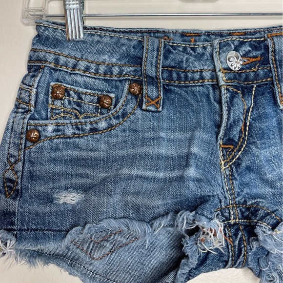 Rock Revival Jen Shorts - Picture 3 of 6